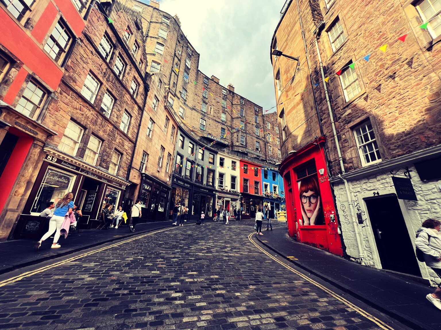 Colourful historic curved street scouted in Edinburgh